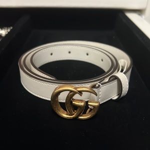 Gucci leather belt with double G buckle cream 80